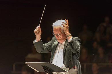 Arthur P. Barnes conducts the Stanford Band at the LAS May 2014 concert.